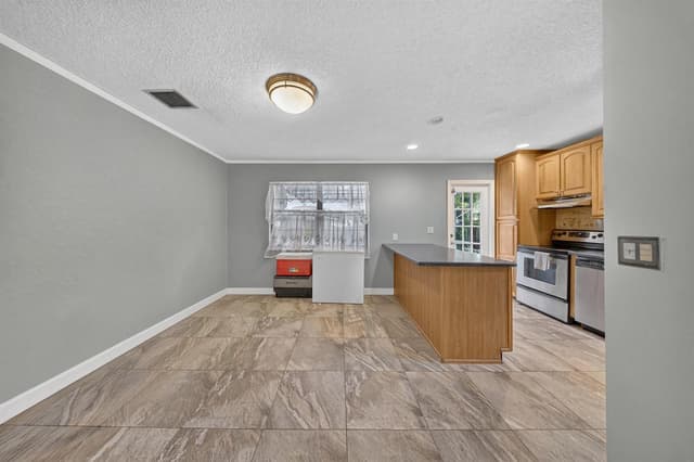 9811 SW 57TH Street, Cooper City FL 33328 - Cooper City, FL - Photo 6