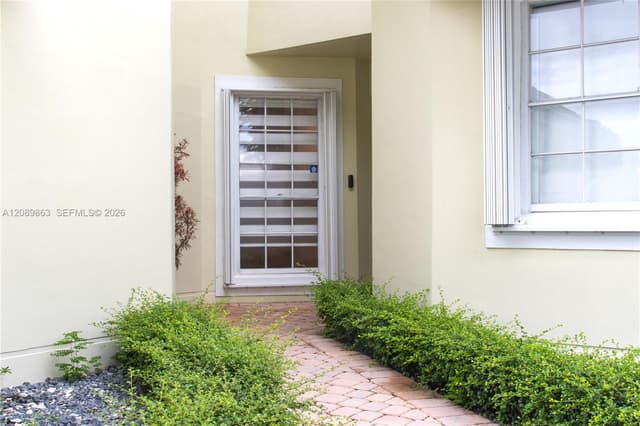 4759 NW 98th Pl, Doral FL 33178 - Doral, FL - Photo 3