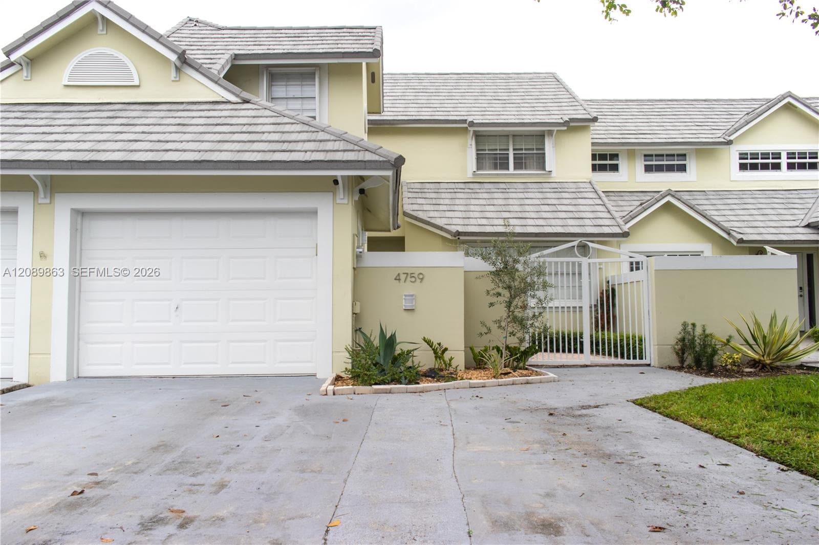 4759 NW 98th Pl, Doral FL 33178 - Doral, FL - Photo 1