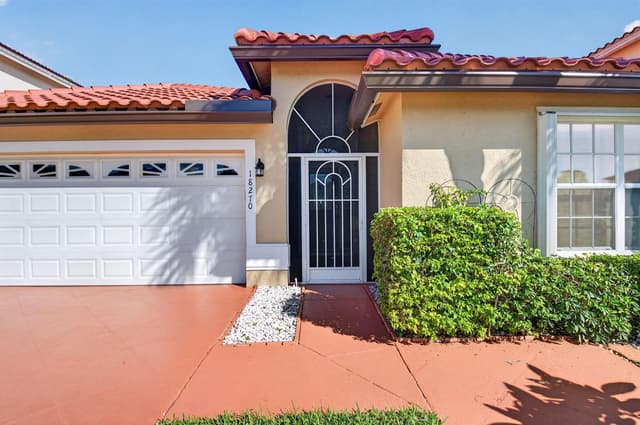 18270 CORAL CHASE Drive, Boca Raton FL 33498 - Boca Raton, FL - Photo 4