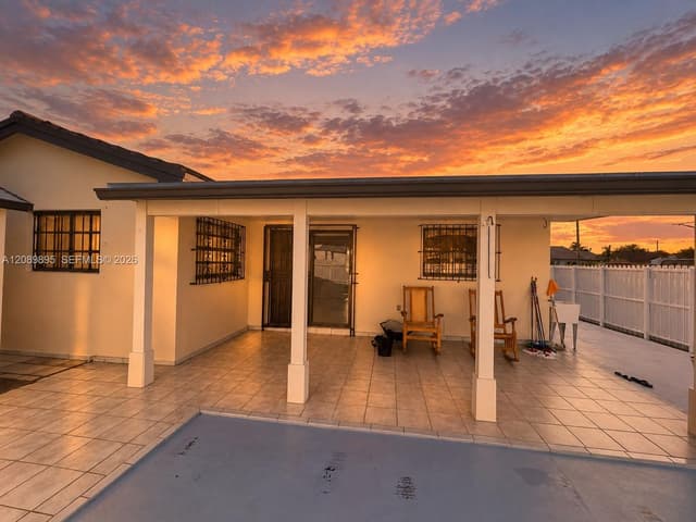 2219 SW 137th Pl, Miami FL 33175 - Miami, FL - Photo 3