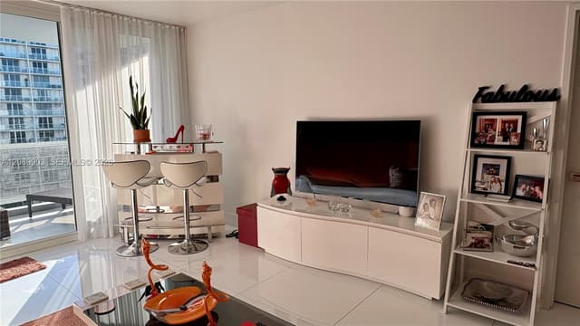 5700 Collins Ave # 11B, Miami Beach FL 33140 - Miami Beach, FL - Photo 6