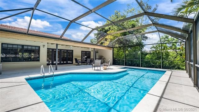 17631 SW 77th Ave, Palmetto Bay FL 33157 - Palmetto Bay, FL - Photo 3