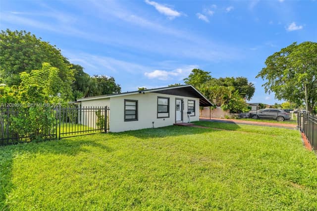 20060 NW 14th Ct, Miami Gardens FL 33169 - Miami Gardens, FL - Photo 4