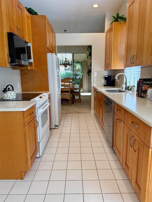 100 Winter Club Court, Palm Beach Gardens FL 33410 - Palm Beach Gardens, FL - Photo 5