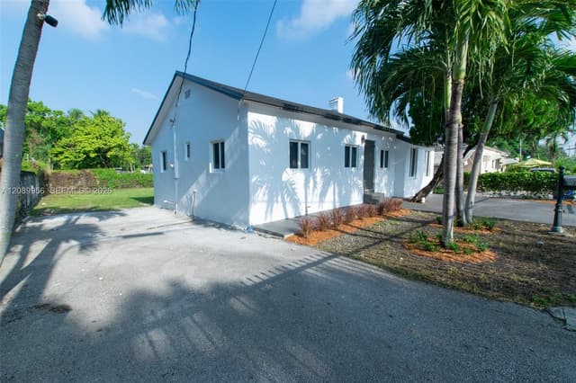 2324 NW 14th Ave, Miami FL 33142 - Miami, FL - Photo 2