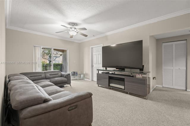 230 SW 117th Ter # 11108, Pembroke Pines FL 33025 - Pembroke Pines, FL - Photo 2