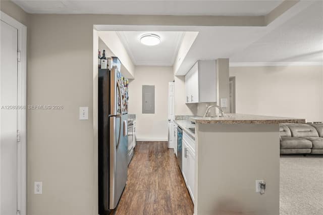 230 SW 117th Ter # 11108, Pembroke Pines FL 33025 - Pembroke Pines, FL - Photo 5