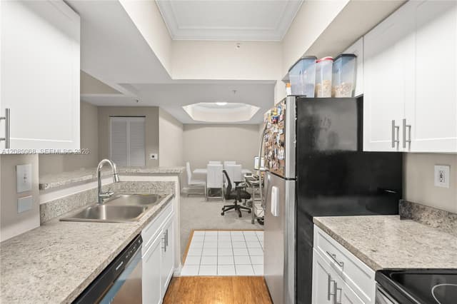 230 SW 117th Ter # 11108, Pembroke Pines FL 33025 - Pembroke Pines, FL - Photo 4