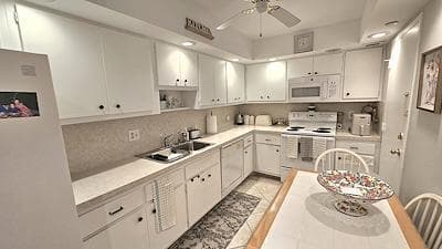 405 N Ocean Boulevard Unit 826, Pompano Beach FL 33062 - Pompano Beach, FL - Photo 6