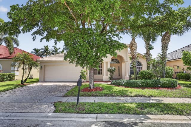 4003 W Hamilton Key, West Palm Beach FL 33411 - West Palm Beach, FL - Photo 2