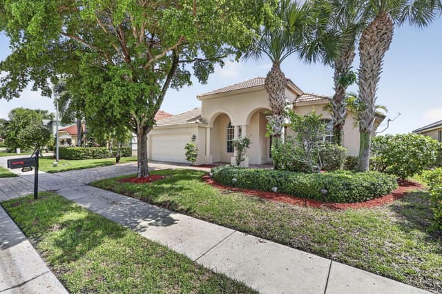 4003 W Hamilton Key, West Palm Beach FL 33411 - West Palm Beach, FL - Photo 3