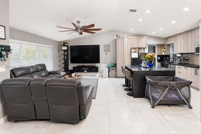 8501 NW 53rd St, Lauderhill FL 33351 - Lauderhill, FL - Photo 2
