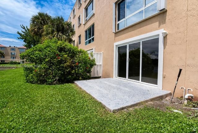 5810 Crystal Shores Dr # 102, Boynton Beach FL 33437 - Boynton Beach, FL - Photo 7
