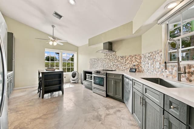 14 HEATHER TRACE Drive, Boynton Beach FL 33436 - Boynton Beach, FL - Photo 4