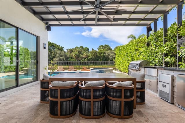 9529 Eden Roc Ct, Delray Beach FL 33446 - Delray Beach, FL - Photo 4
