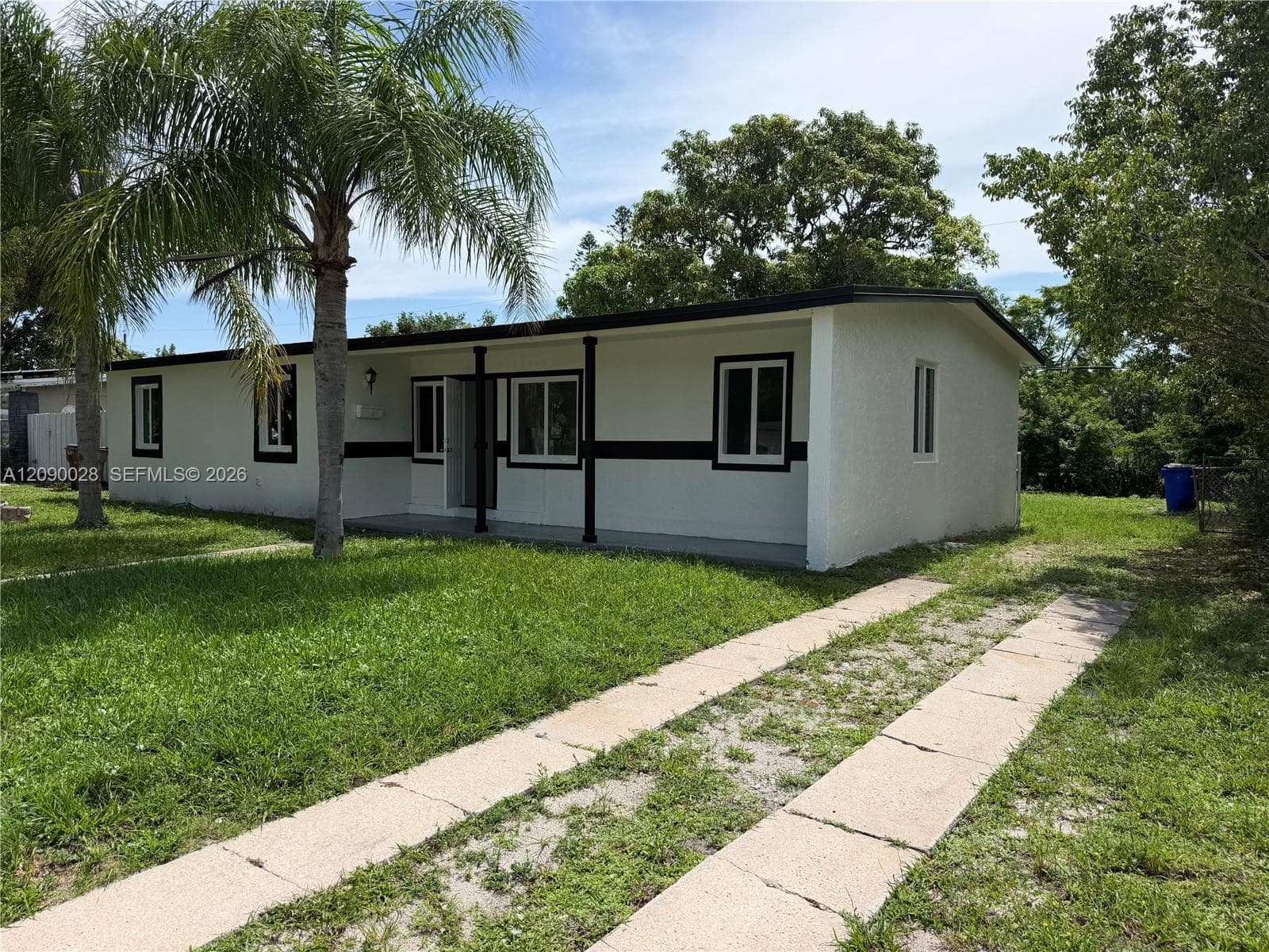 260 NE 42nd Ct, Deerfield Beach FL 33064 - Deerfield Beach, FL - Photo 1