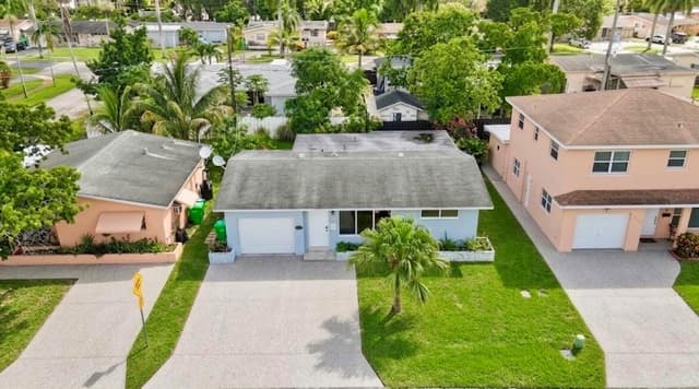 2294 NW 81ST Terrace, Sunrise FL 33322 - Sunrise, FL - Photo 2