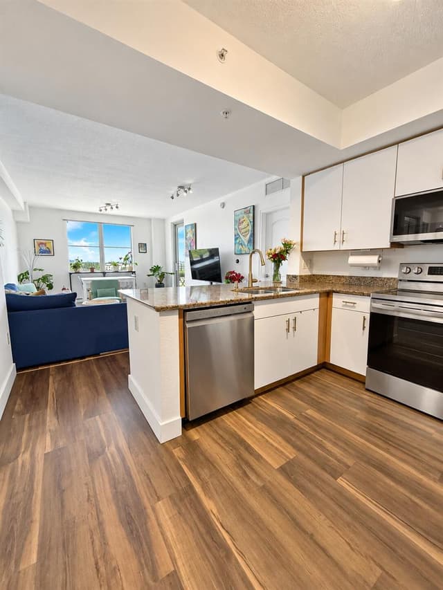1830 Radius Drive # 708, Hollywood FL 33020 - Hollywood, FL - Photo 2