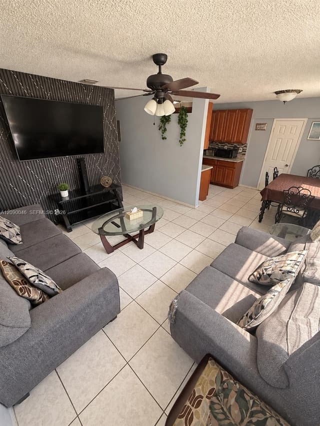 5871 NW 41st Ter, North Lauderdale FL 33319 - North Lauderdale, FL - Photo 6