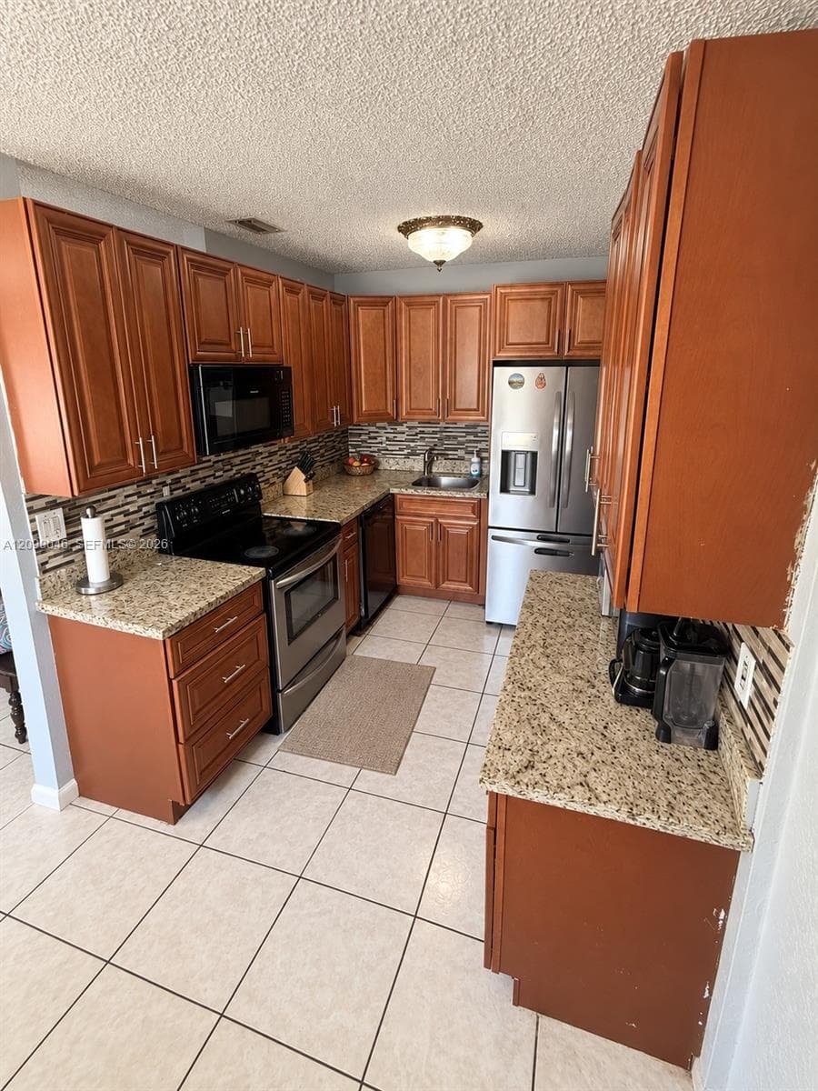 5871 NW 41st Ter, North Lauderdale FL 33319 - North Lauderdale, FL - Photo 1