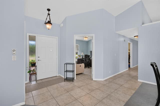 39 CEDAR Circle, Boynton Beach FL 33436 - Boynton Beach, FL - Photo 6
