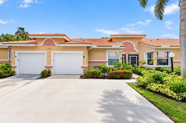 12598 Crystal Pointe Drive # B, Boynton Beach FL 33437 - Boynton Beach, FL - Photo 2