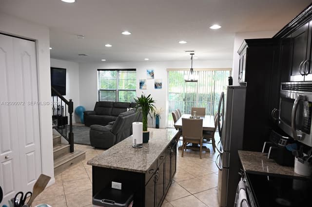 7722 SW 52nd Pl, Davie FL 33328 - Davie, FL - Photo 6