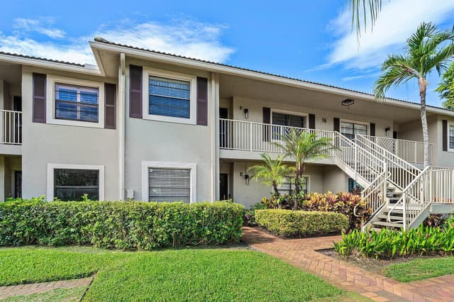 36 STRATFORD Lane W # F, Boynton Beach FL 33436 - Boynton Beach, FL - Photo 3
