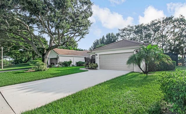165 SHERWOOD FOREST Drive, Delray Beach FL 33445 - Delray Beach, FL - Photo 3