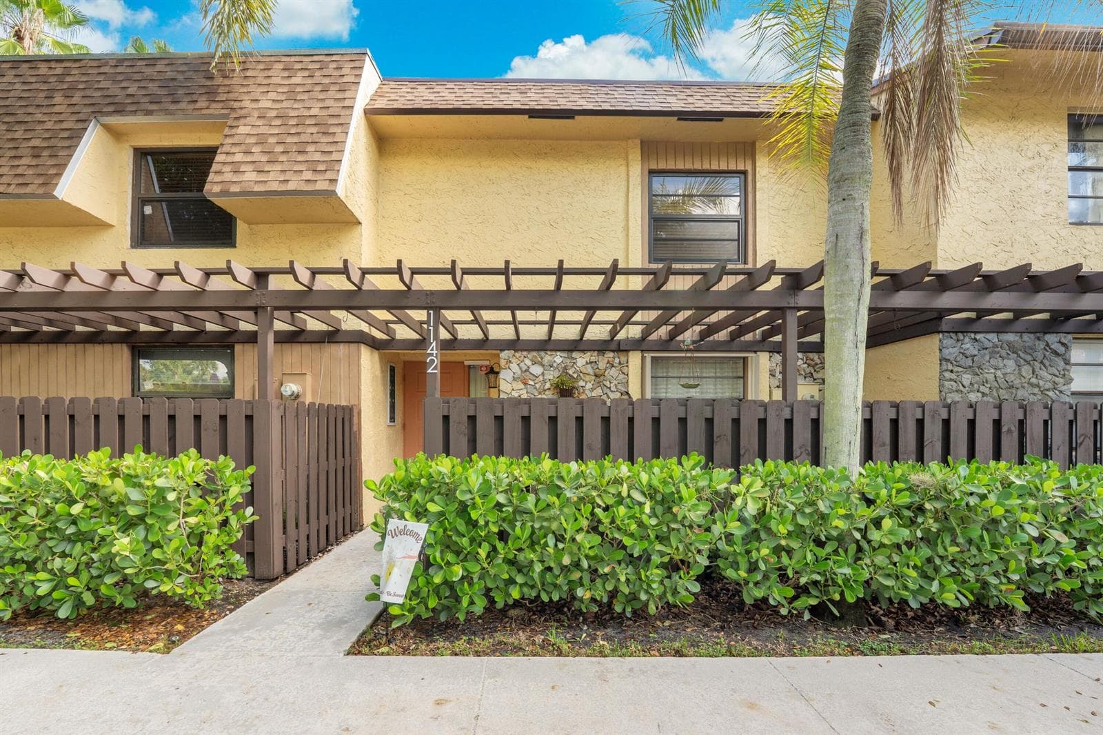 1142 N University Drive, Plantation FL 33322 - Plantation, FL - Photo 1