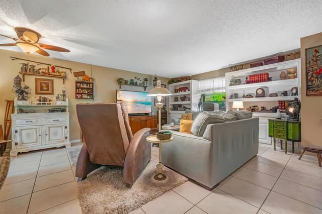 1142 N University Drive, Plantation FL 33322 - Plantation, FL - Photo 4
