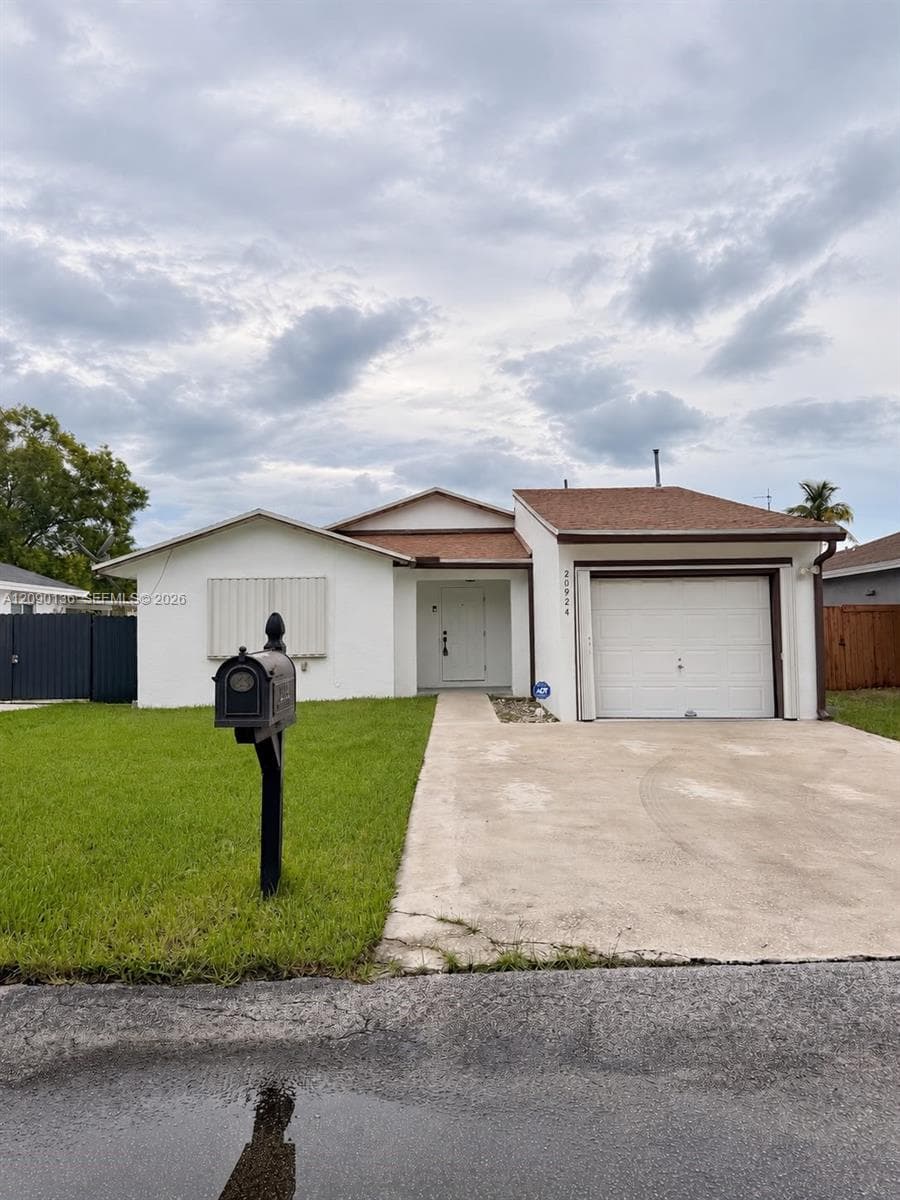 20924 Grouper Dr, Cutler Bay FL 33189 - Cutler Bay, FL - Photo 1