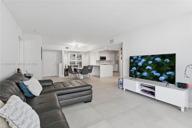 1155 Brickell Bay Dr # 704, Miami FL 33131 - Miami, FL - Photo 7