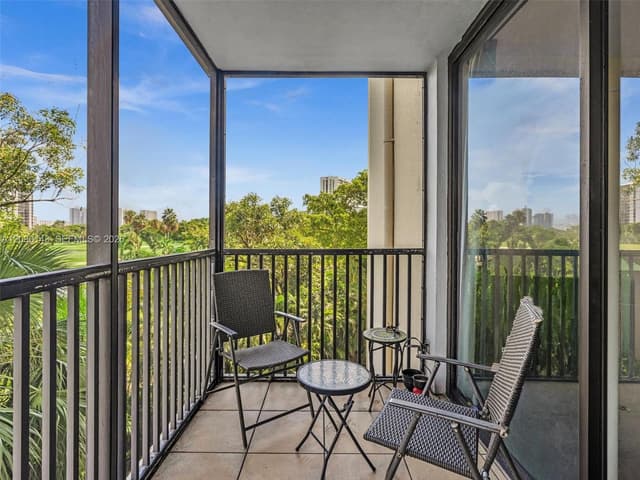 20379 W Country Club Dr # 332, Aventura FL 33180 - Aventura, FL - Photo 4