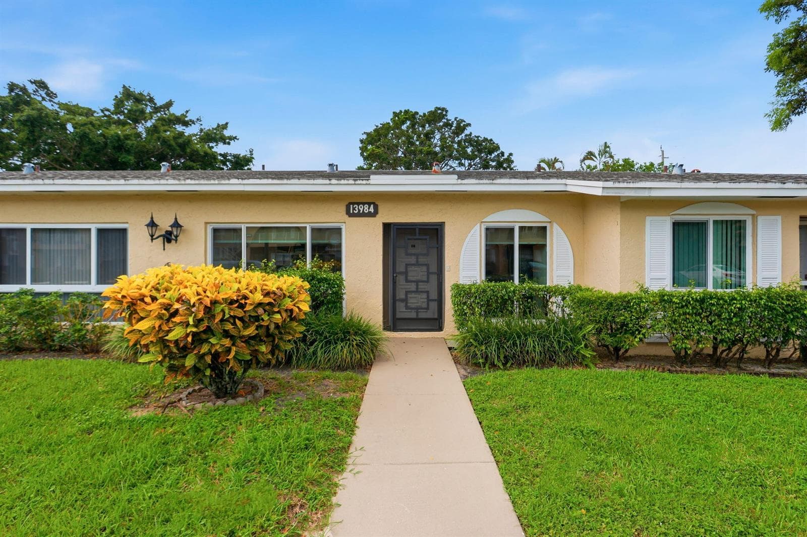 13984 VIA FLORA # C, Delray Beach FL 33484 - Delray Beach, FL - Photo 1