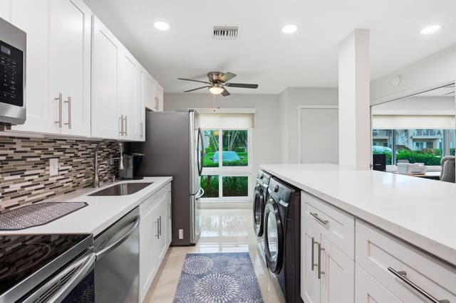 13984 VIA FLORA # C, Delray Beach FL 33484 - Delray Beach, FL - Photo 5