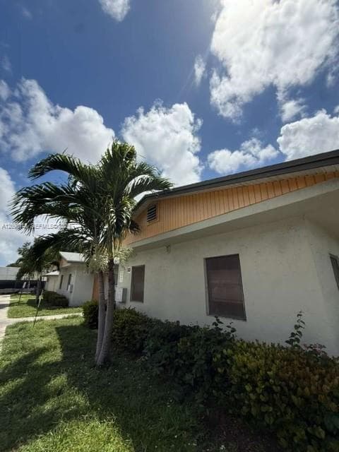 615-619 NW 11th Ave, Fort Lauderdale FL 33311 - Fort Lauderdale, FL - Photo 4