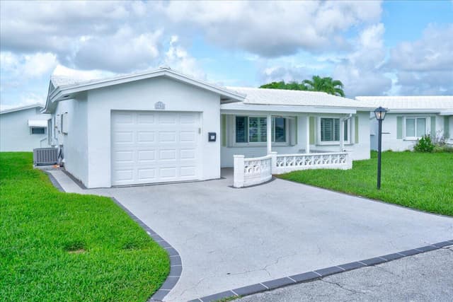 2198 SW 12th Avenue, Boynton Beach FL 33426 - Boynton Beach, FL - Photo 3