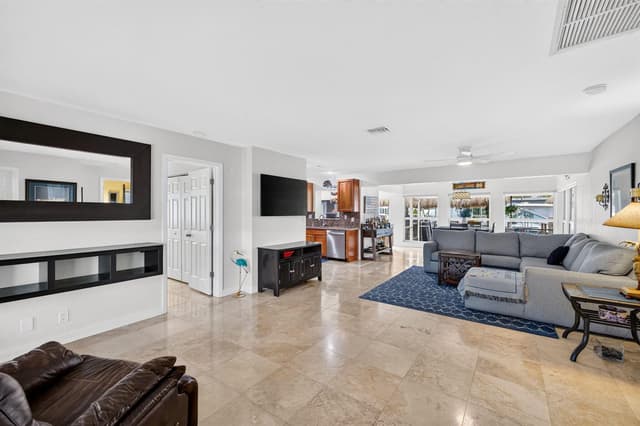 943 NAUTILUS Isle, Dania Beach FL 33004 - Dania Beach, FL - Photo 6