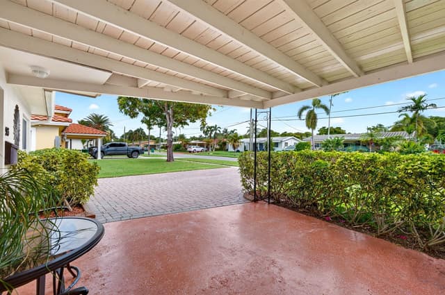 943 NAUTILUS Isle, Dania Beach FL 33004 - Dania Beach, FL - Photo 5