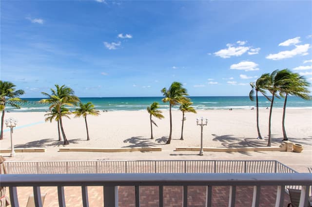 300 Oregon St # 204, Hollywood FL 33019 - Hollywood, FL - Photo 2