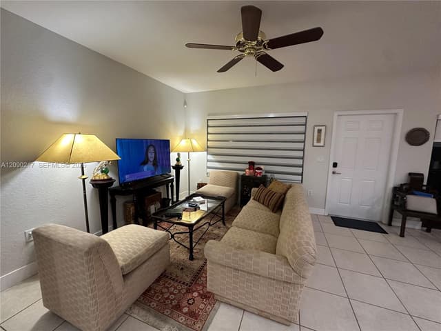 4745 N Grand Cypress Cir N, Coconut Creek FL 33073 - Coconut Creek, FL - Photo 4