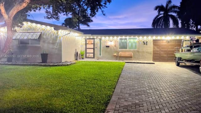 1150 NW 86th Ter, Pembroke Pines FL 33024 - Pembroke Pines, FL - Photo 4