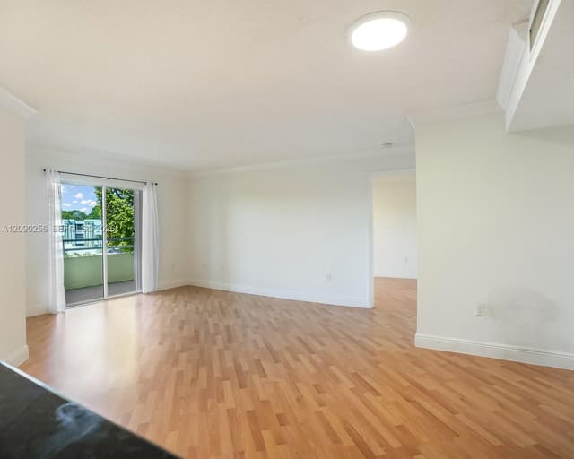 10765 SW 108th Ave # 305, Miami FL 33176 - Miami, FL - Photo 4