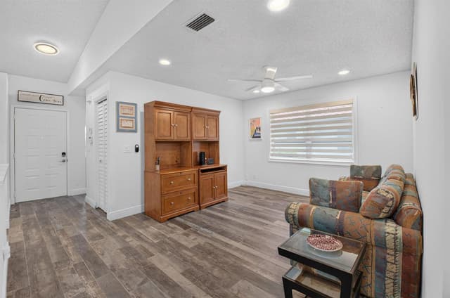 6427 Pointe Pleasant Circle, Delray Beach FL 33484 - Delray Beach, FL - Photo 6