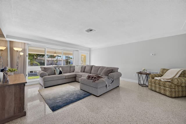 430 SE 6TH Terrace, Pompano Beach FL 33060 - Pompano Beach, FL - Photo 3
