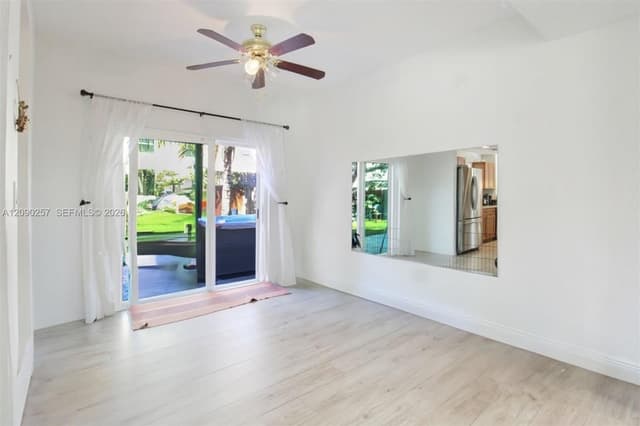 4241 NE 16th St, Homestead FL 33033 - Homestead, FL - Photo 7