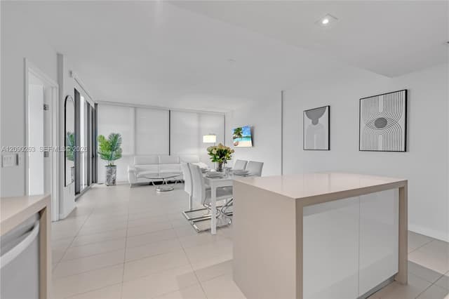 1600 NE 1st Ave # 2916, Miami FL 33132 - Miami, FL - Photo 4