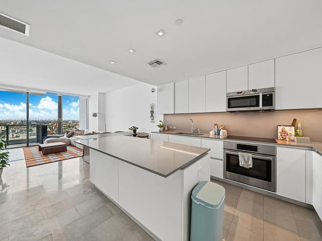 88 SW 7th St # 2506, Miami FL 33130 - Miami, FL - Photo 6